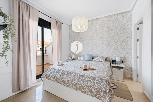 Resale - Chalet -
San Miguel de Salinas - Inland