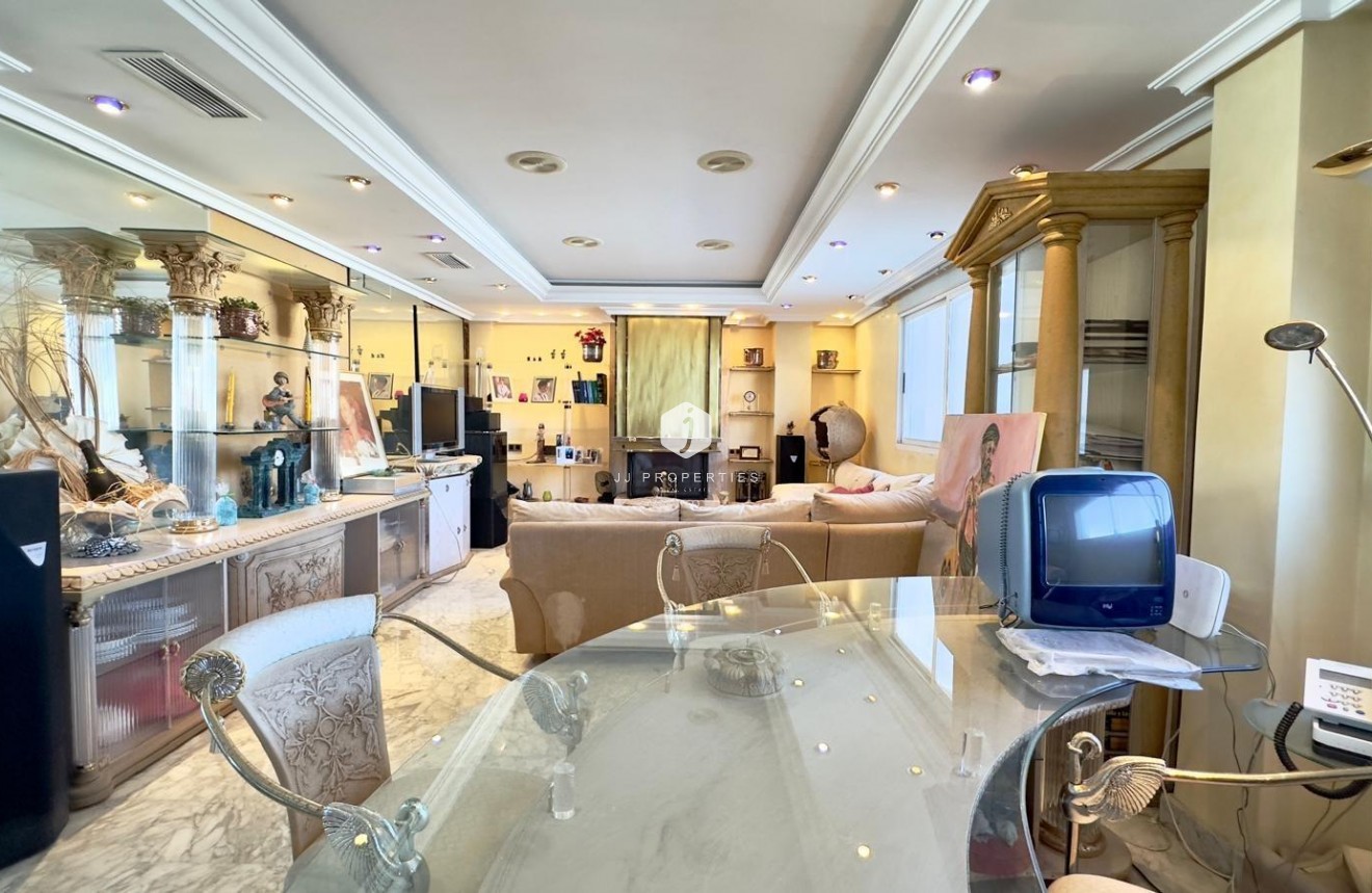 D'occasion - Attique -
Torrevieja - Centro