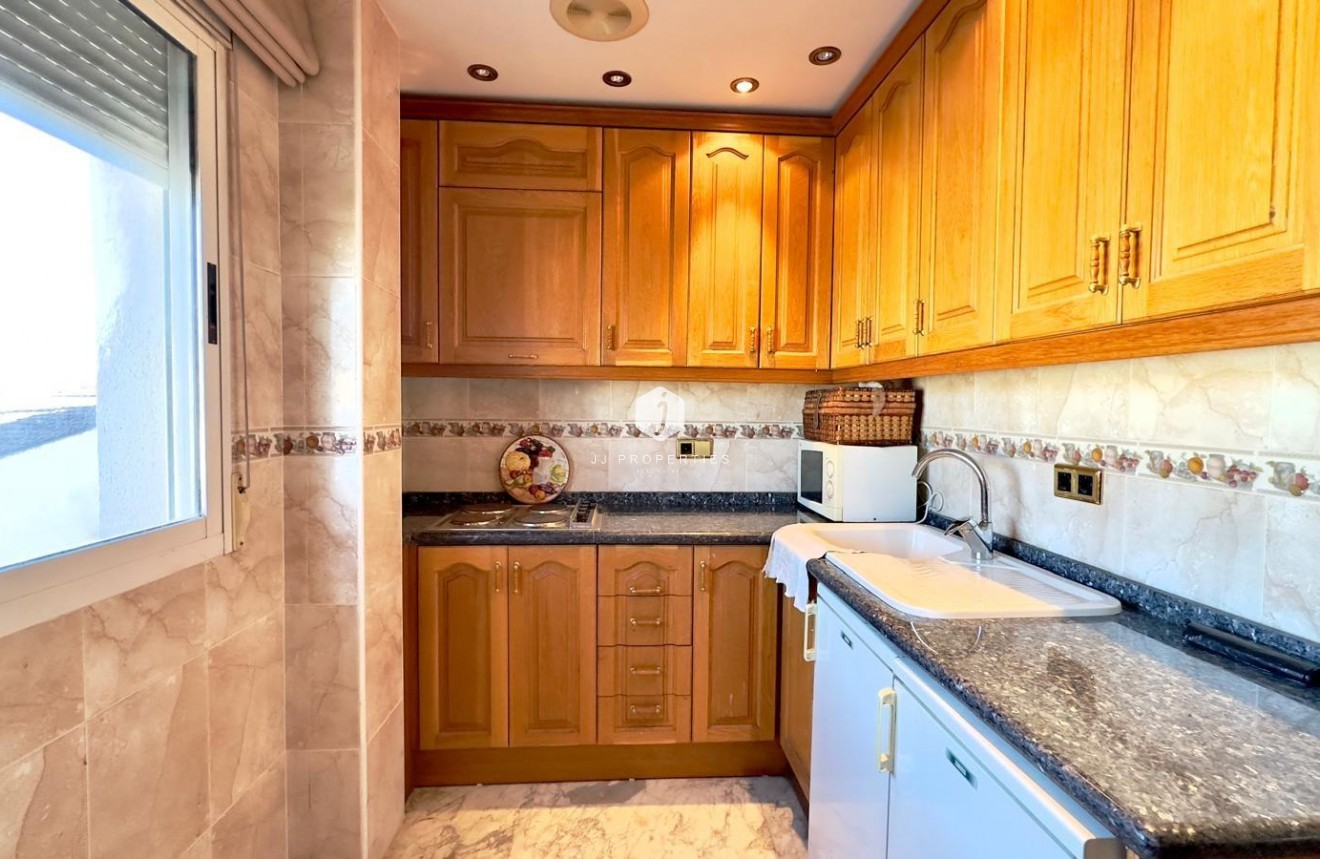 D'occasion - Attique -
Torrevieja - Centro