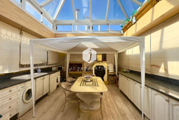 D'occasion - Attique -
Torrevieja - Centro