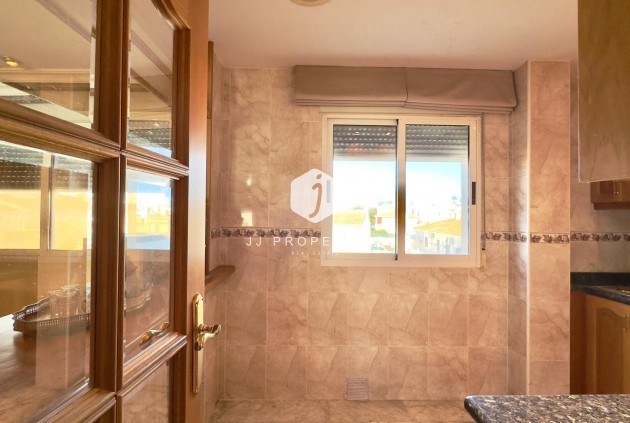 D'occasion - Attique -
Torrevieja - Centro