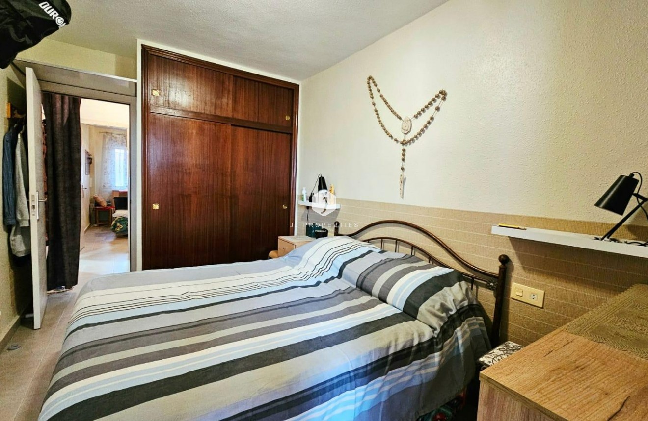 D'occasion - Appartement -
Torrevieja - Playa de los Naufragos