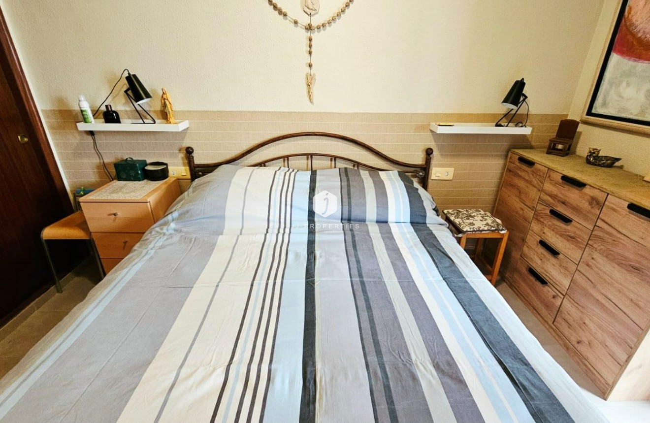 D'occasion - Appartement -
Torrevieja - Playa de los Naufragos