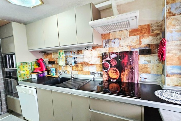 D'occasion - Appartement -
Torrevieja - Playa de los Naufragos