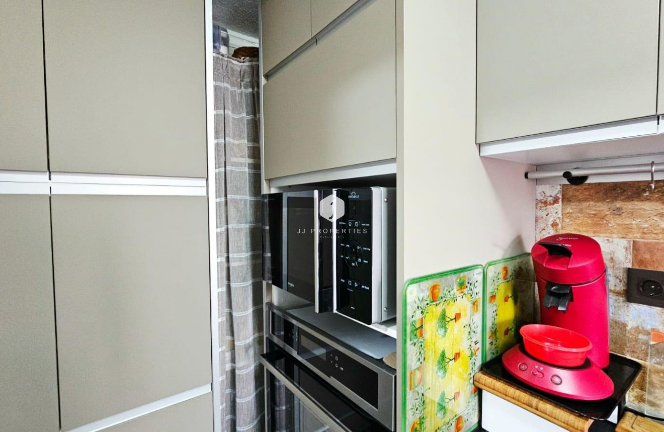 D'occasion - Appartement -
Torrevieja - Playa de los Naufragos