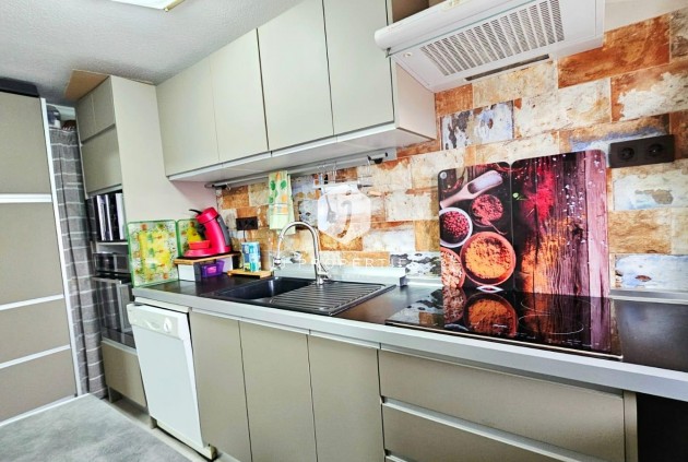 D'occasion - Appartement -
Torrevieja - Playa de los Naufragos