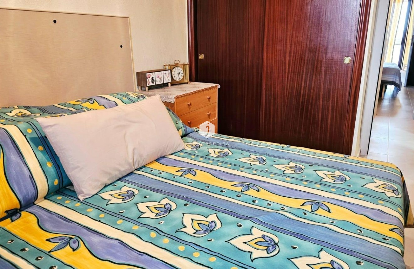D'occasion - Appartement -
Torrevieja - Playa de los Naufragos