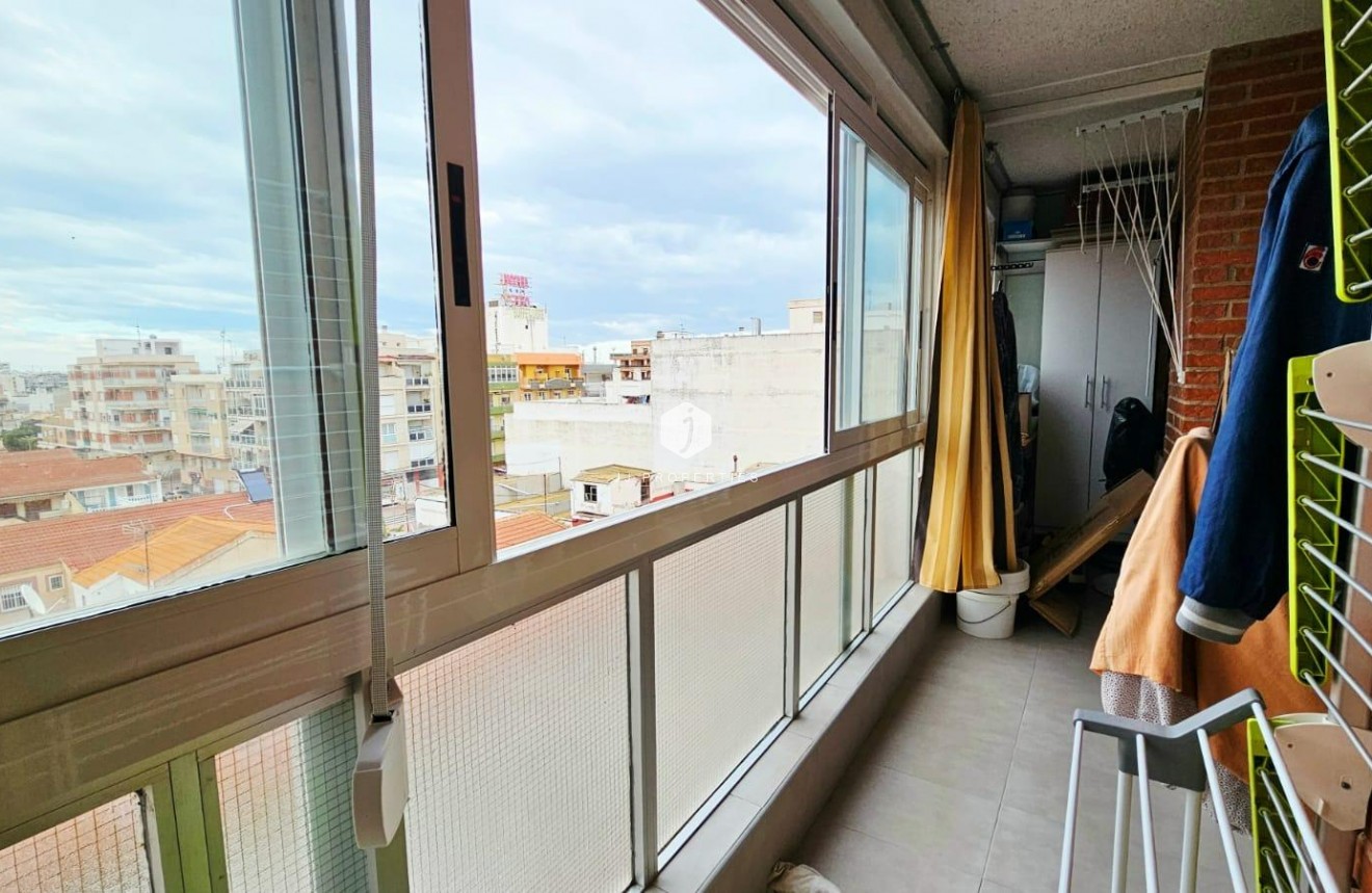 D'occasion - Appartement -
Torrevieja - Playa de los Naufragos
