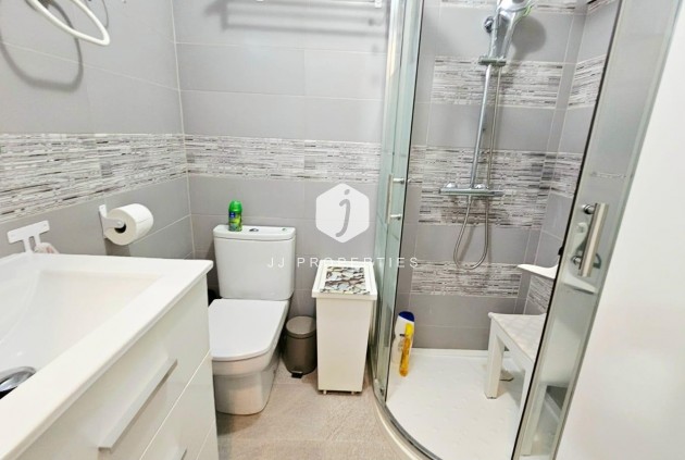 D'occasion - Appartement -
Torrevieja - Playa de los Naufragos