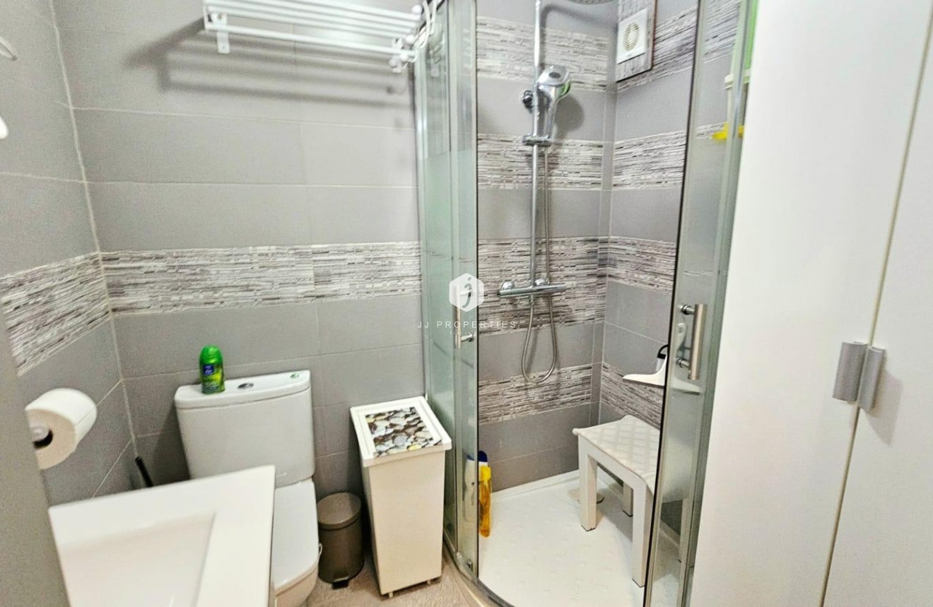 D'occasion - Appartement -
Torrevieja - Playa de los Naufragos