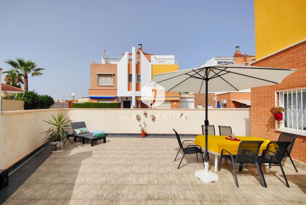 Resale - Chalet -
Orihuela Costa - Costa Blanca