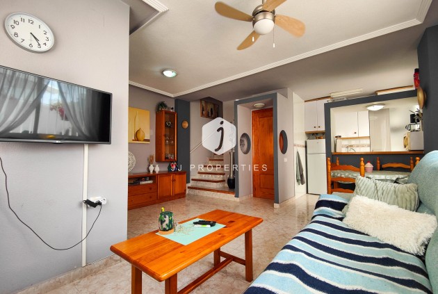 Resale - Chalet -
Orihuela Costa - Costa Blanca