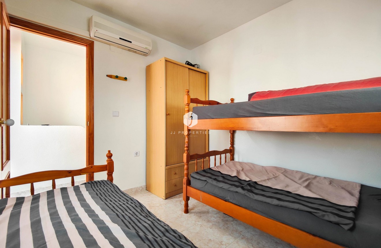 Resale - Chalet -
Orihuela Costa - Costa Blanca