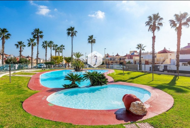 Resale - Chalet -
Orihuela Costa - Costa Blanca