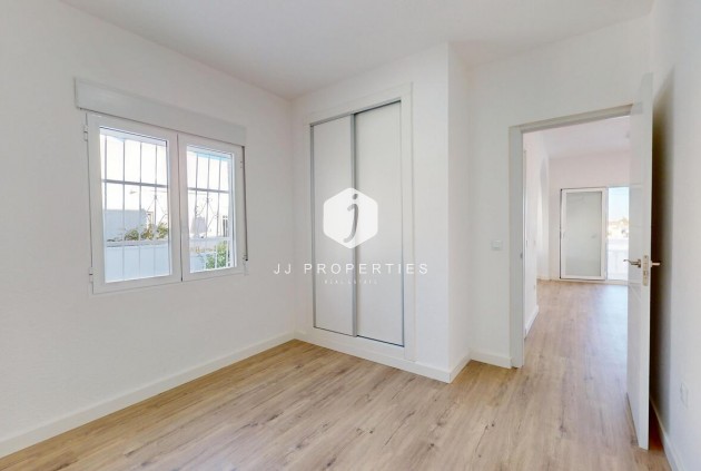 Resale - Chalet -
Orihuela Costa - Costa Blanca