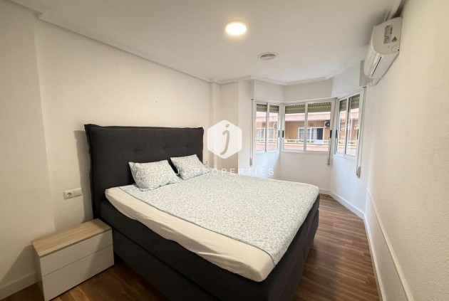 Segunda mano - Apartamento / piso -
Torrevieja - Costa Blanca