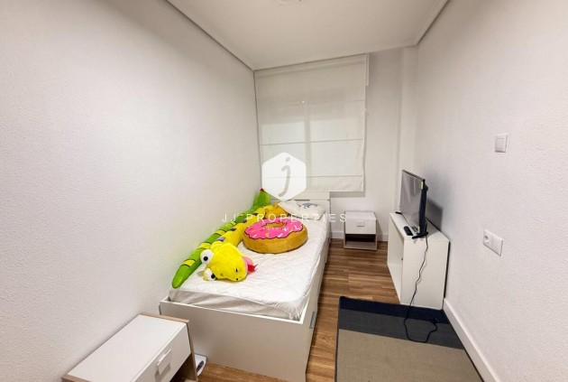 Segunda mano - Apartamento / piso -
Torrevieja - Costa Blanca