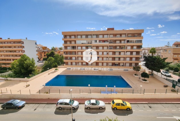 Resale - Apartment / flat -
Torrevieja - Costa Blanca