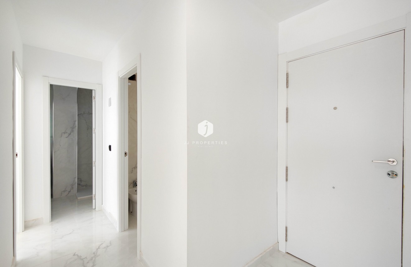 Resale - Apartment / flat -
Torrevieja - Costa Blanca