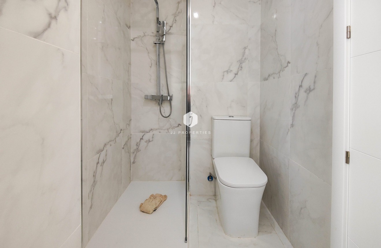 Resale - Apartment / flat -
Torrevieja - Costa Blanca