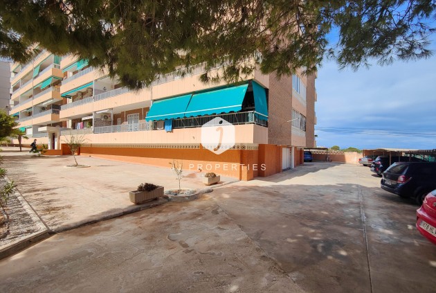 Resale - Apartment / flat -
Torrevieja - Costa Blanca