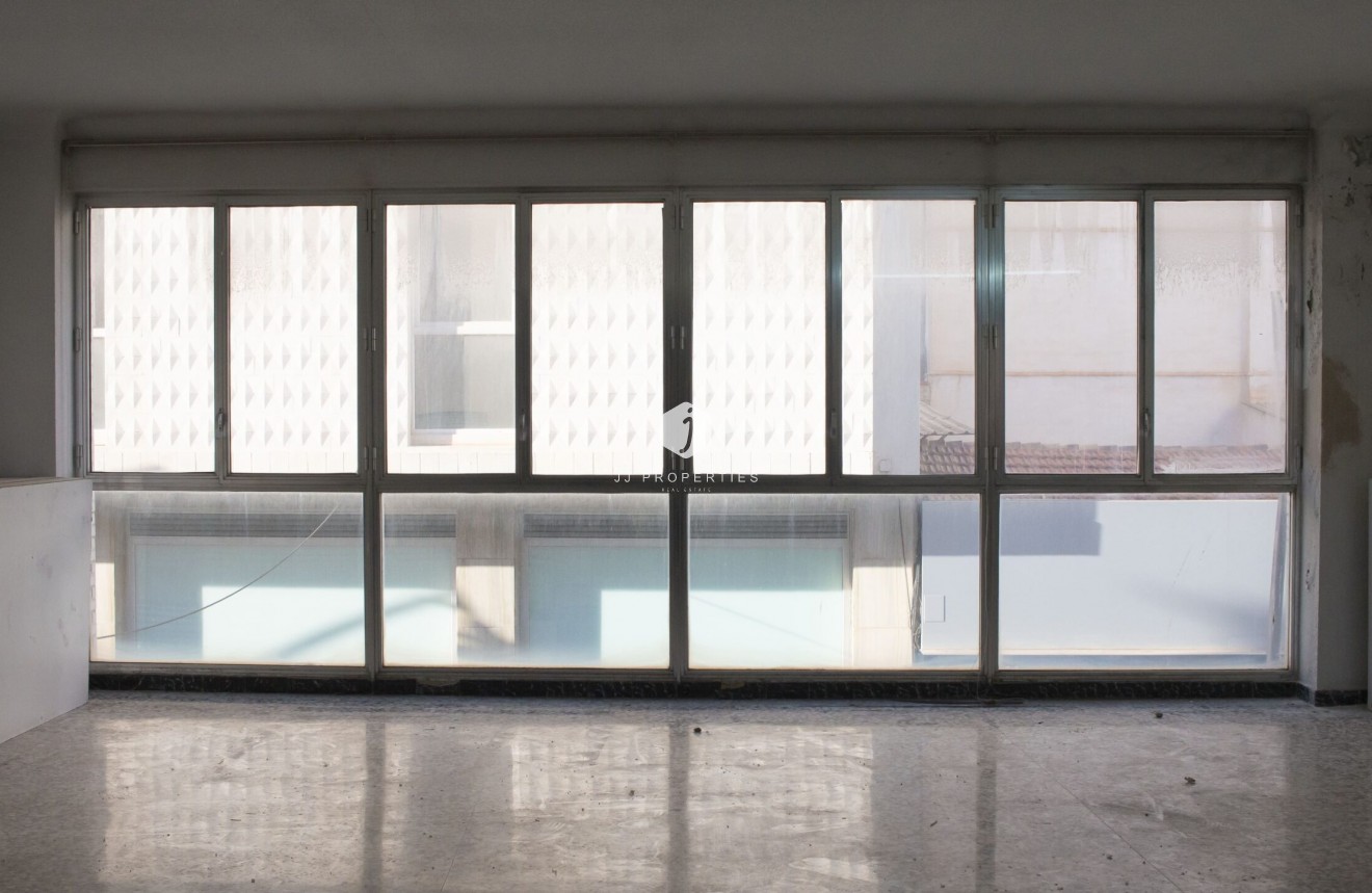 Resale - Apartment / flat -
Torrevieja - Costa Blanca