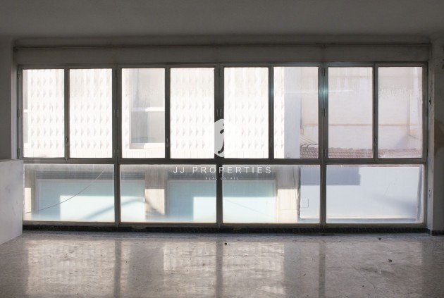 Resale - Apartment / flat -
Torrevieja - Costa Blanca