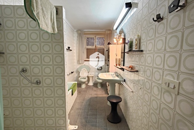 Segunda mano - Apartamento / piso -
Torrevieja - Costa Blanca