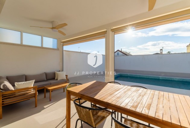 D'occasion - Villa -
Torrevieja - Costa Blanca