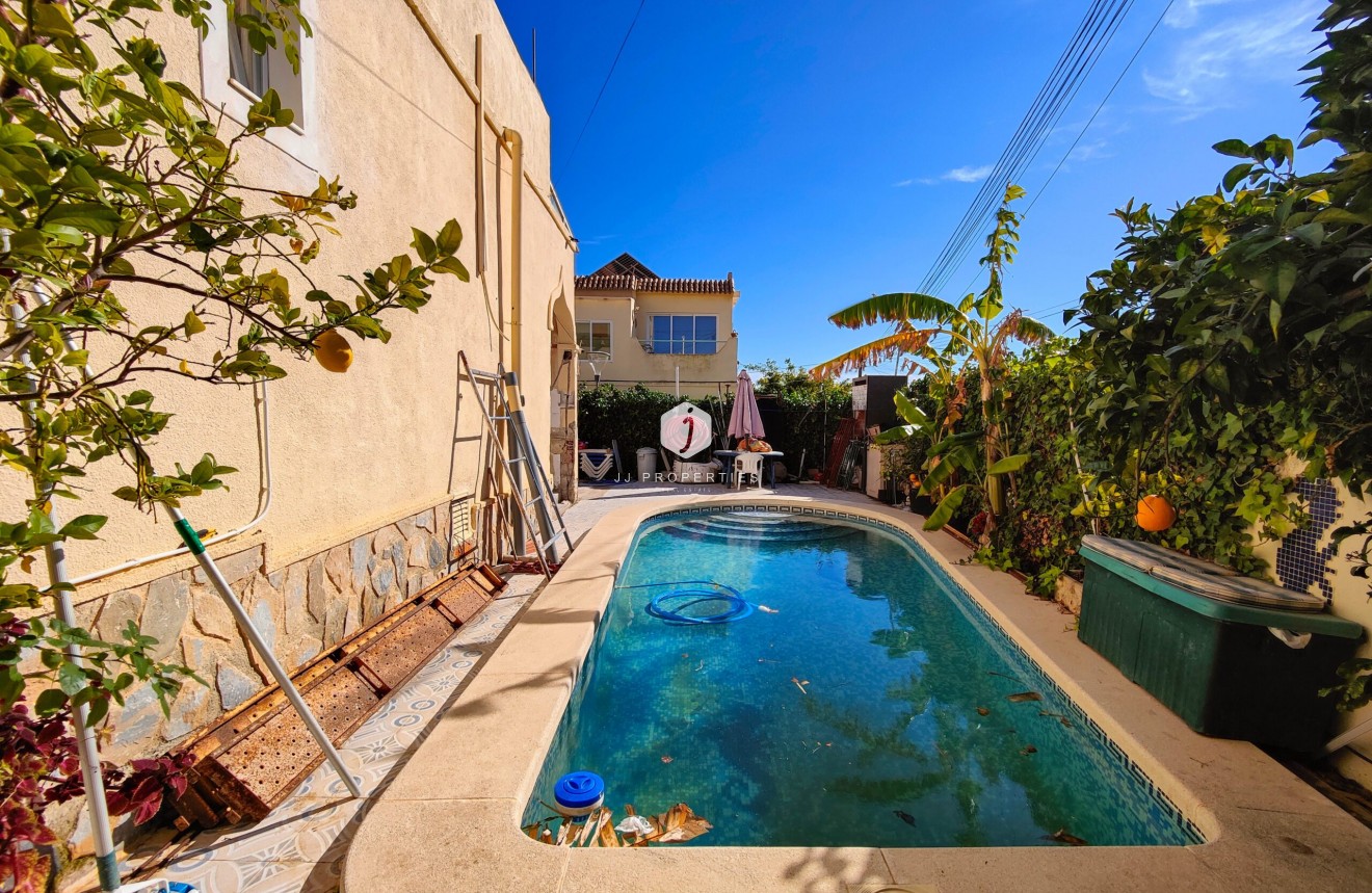 Resale - Chalet -
San Miguel de Salinas - Inland