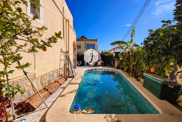 Resale - Chalet -
San Miguel de Salinas - Inland