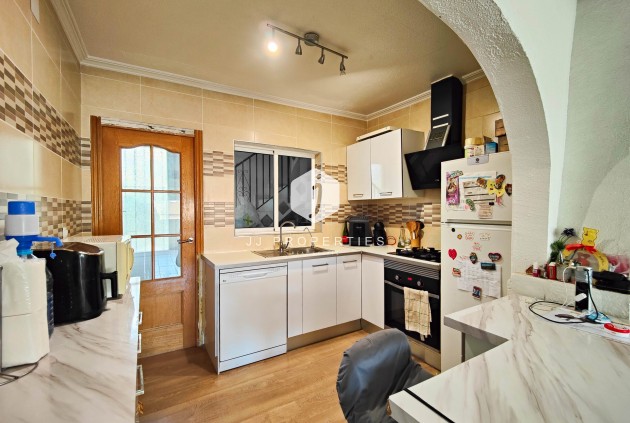 Resale - Chalet -
San Miguel de Salinas - Inland