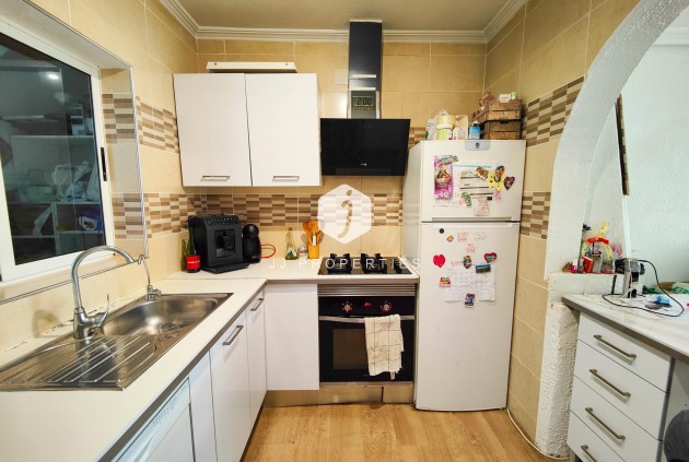 Resale - Chalet -
San Miguel de Salinas - Inland