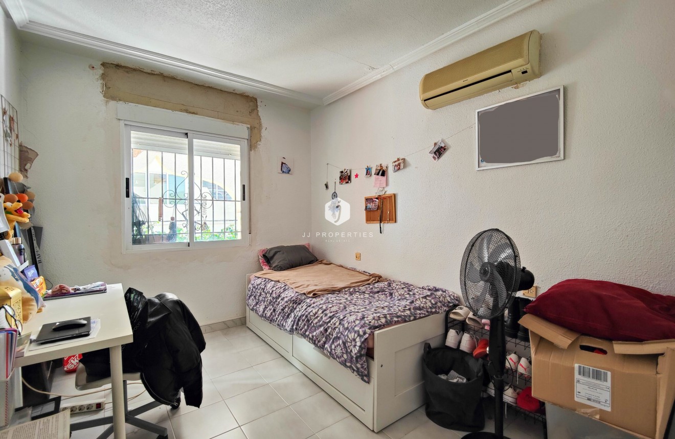 Resale - Chalet -
San Miguel de Salinas - Inland