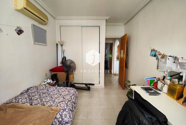 Resale - Chalet -
San Miguel de Salinas - Inland