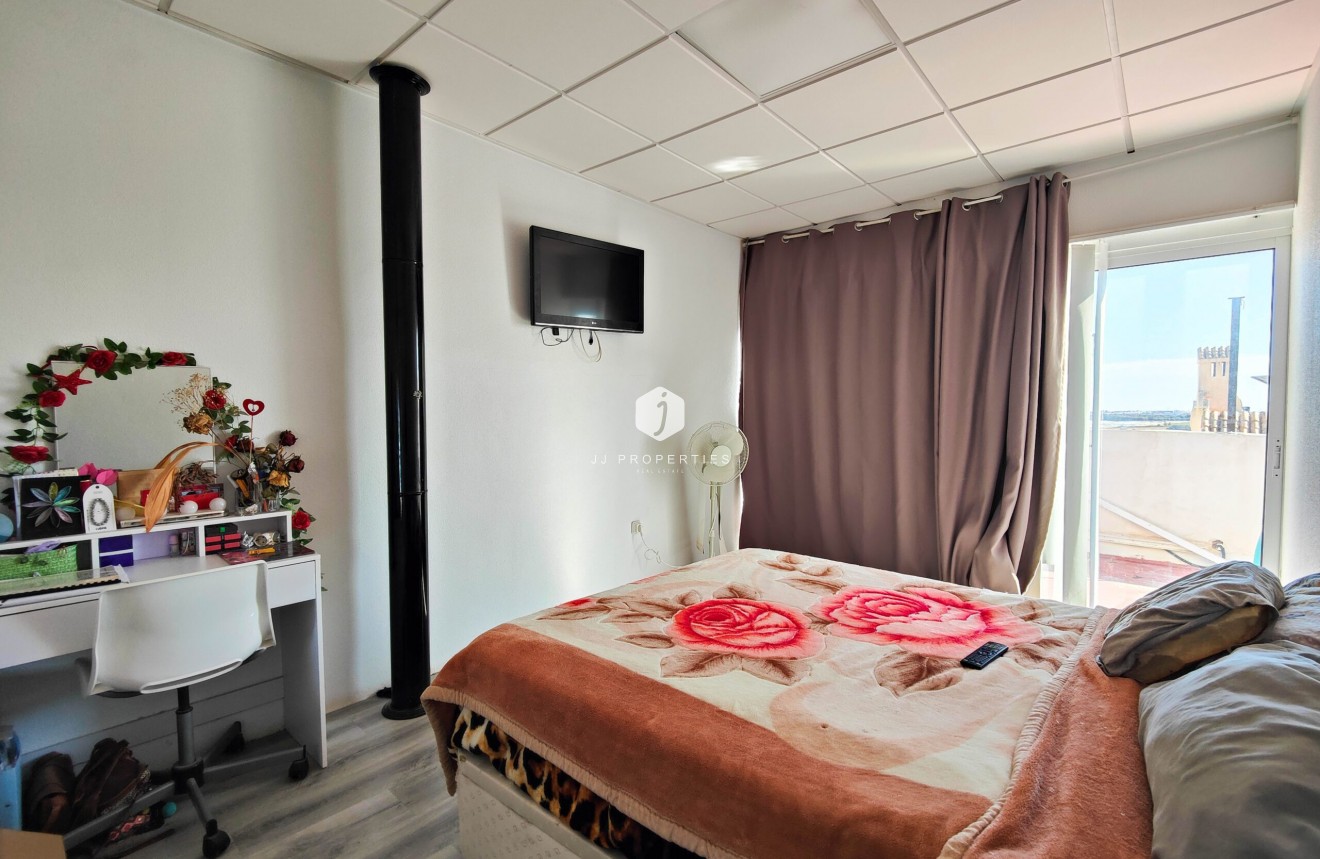 Resale - Chalet -
San Miguel de Salinas - Inland