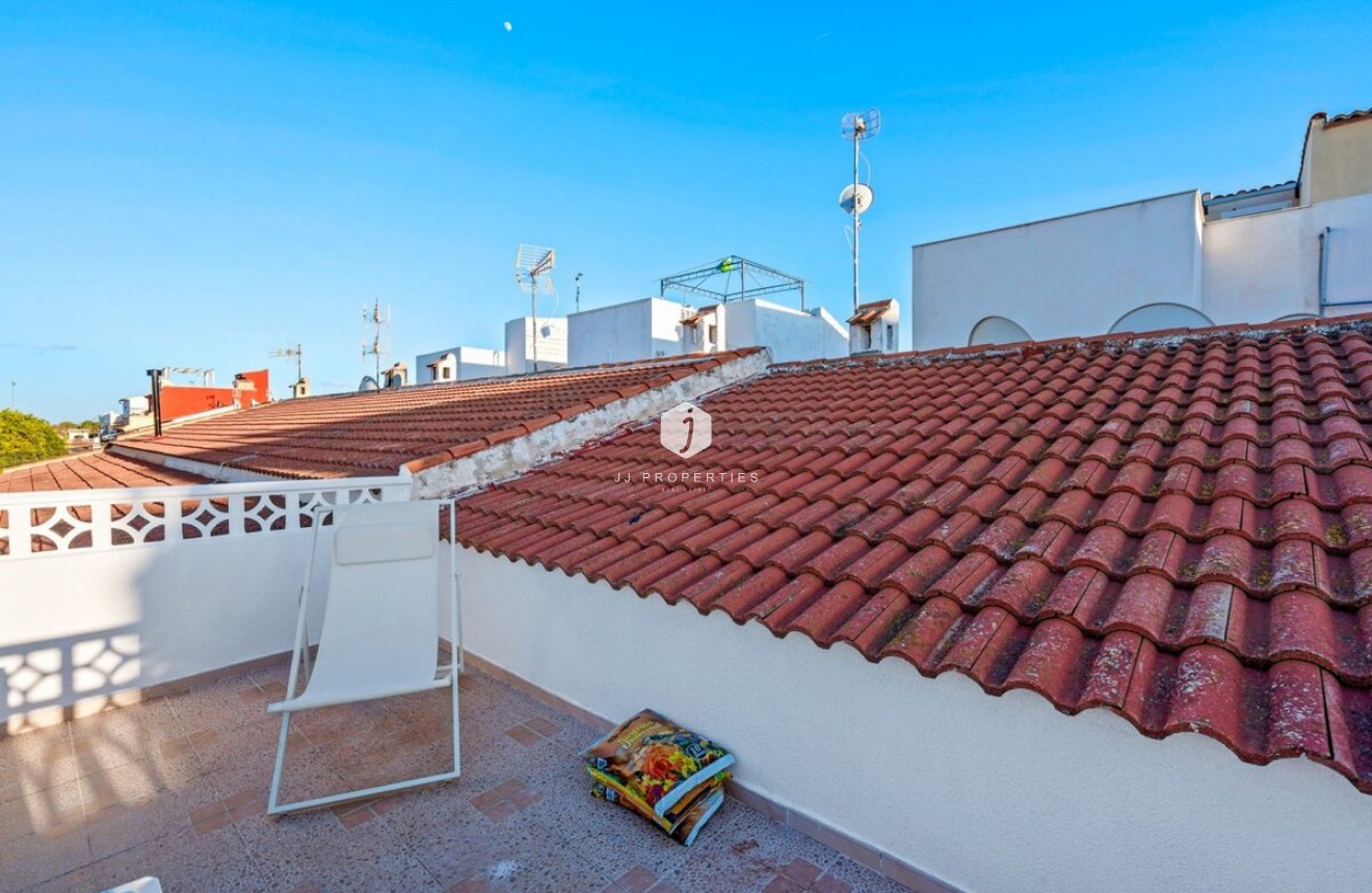 D'occasion - Chalet -
Torrevieja - Costa Blanca