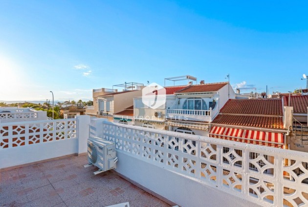 D'occasion - Chalet -
Torrevieja - Costa Blanca