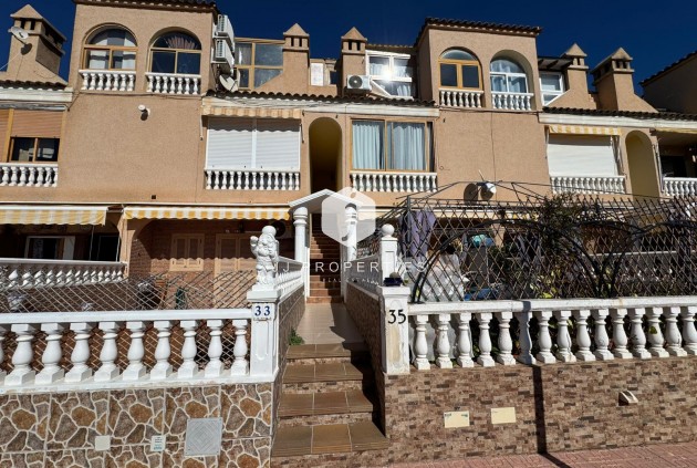 Resale - Bungalow -
Torrevieja - Costa Blanca