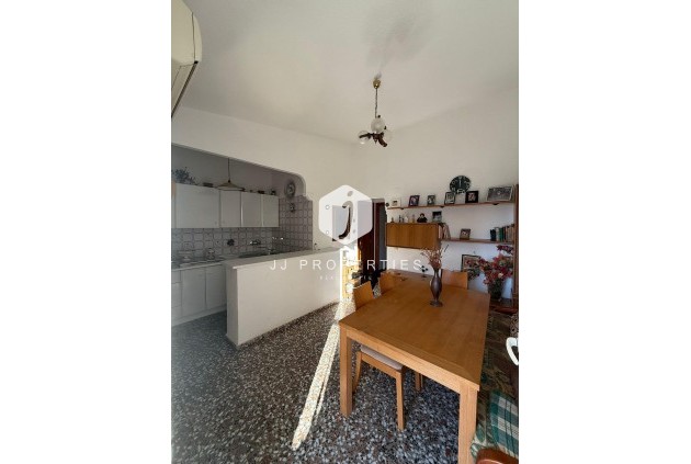 Resale - Chalet -
Torrevieja - Costa Blanca