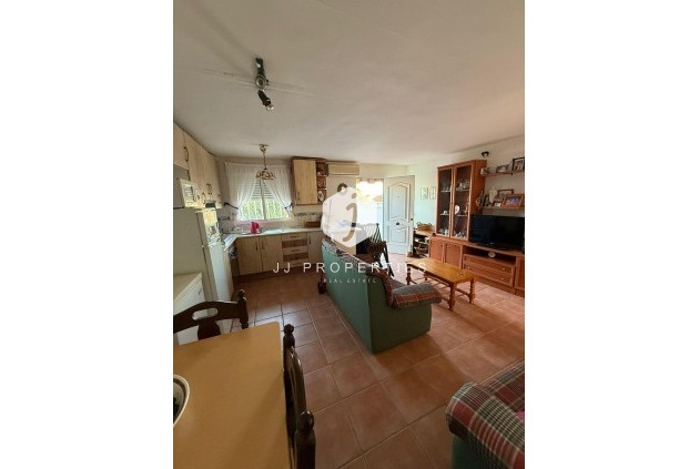 Resale - Chalet -
Torrevieja - Costa Blanca