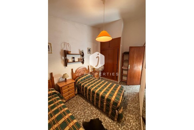 Resale - Chalet -
Torrevieja - Costa Blanca