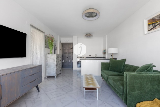Resale - Apartment / flat -
La Mata - Costa Blanca