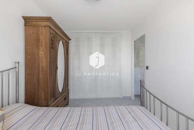 Resale - Apartment / flat -
La Mata - Costa Blanca