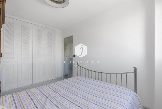 Resale - Apartment / flat -
La Mata - Costa Blanca