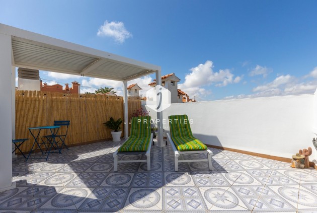 Resale - Apartment / flat -
La Mata - Costa Blanca