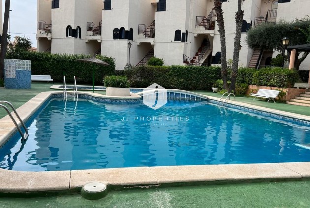 Resale - Apartment / flat -
Torrevieja - Miramar - Torre Del Moro