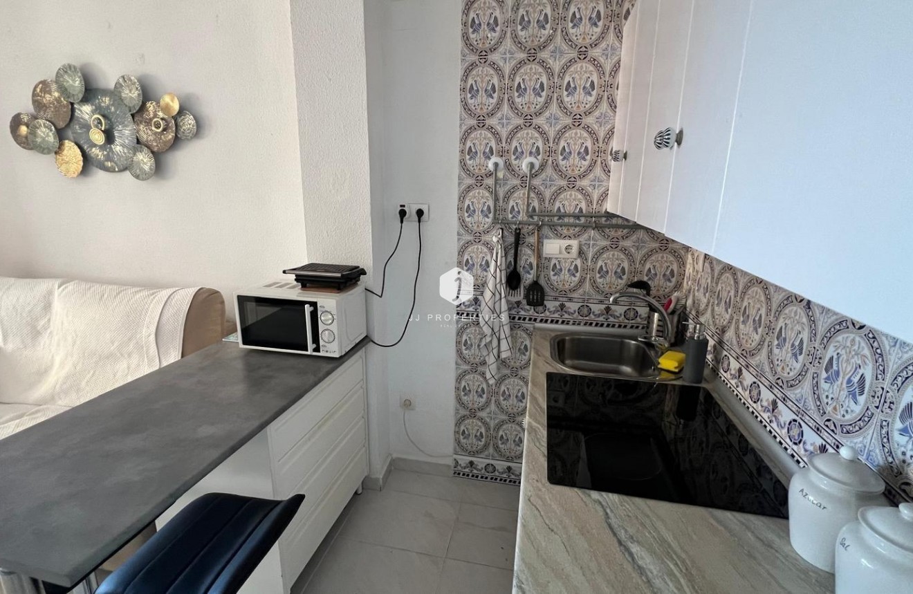 Resale - Apartment / flat -
Torrevieja - Los Frutales