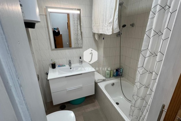 Resale - Apartment / flat -
Torrevieja - Los Frutales