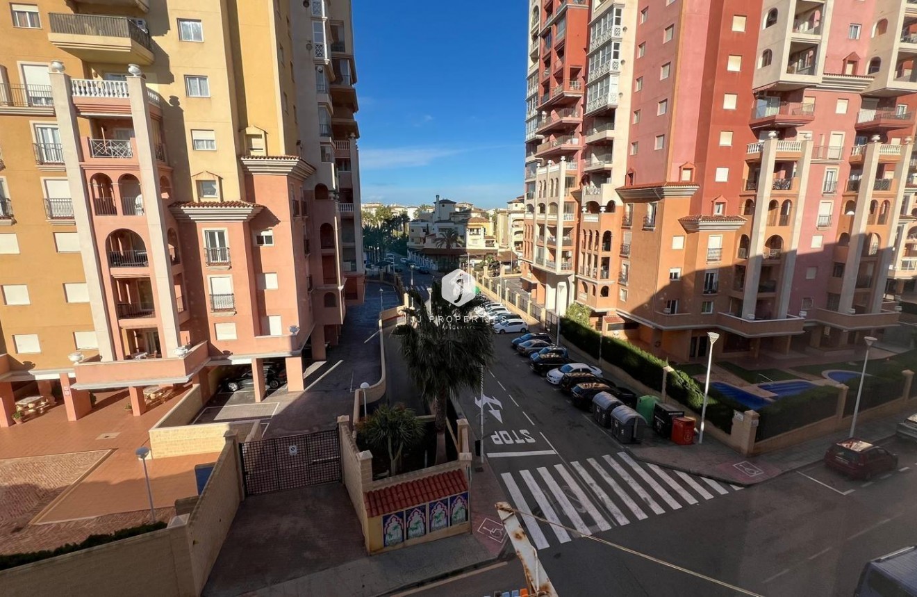Resale - Apartment / flat -
Torrevieja - Los Frutales